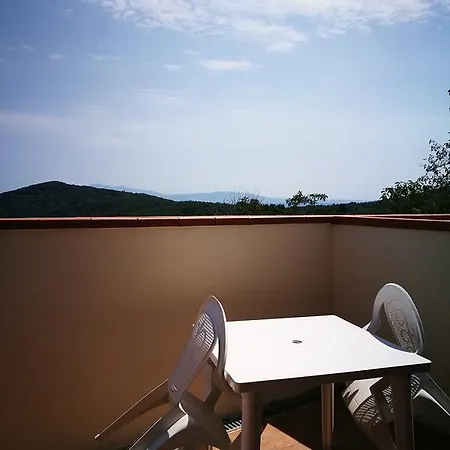 Il Boscaiolo בית הארחה